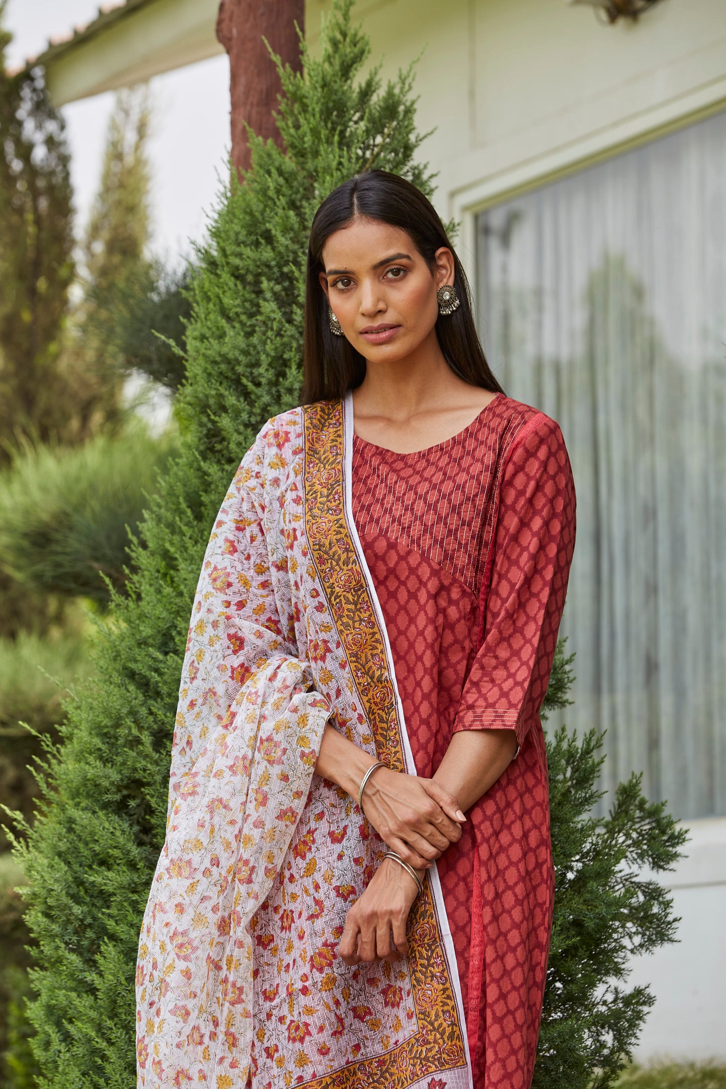 Laal Gurdel Kurta Set, Set of 3