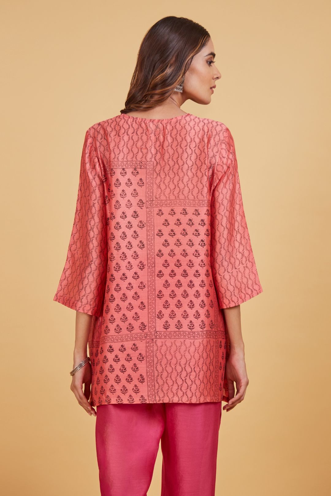 Black Pink Top