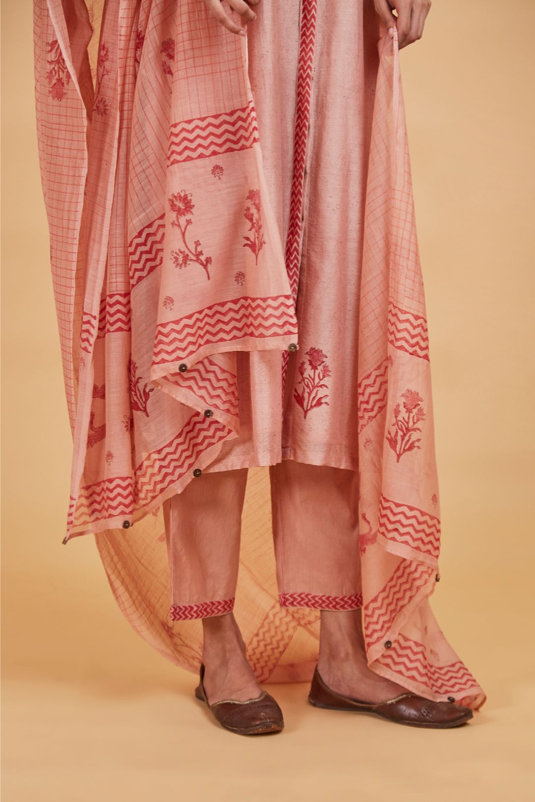 Red Bird Yoke Kurta Set