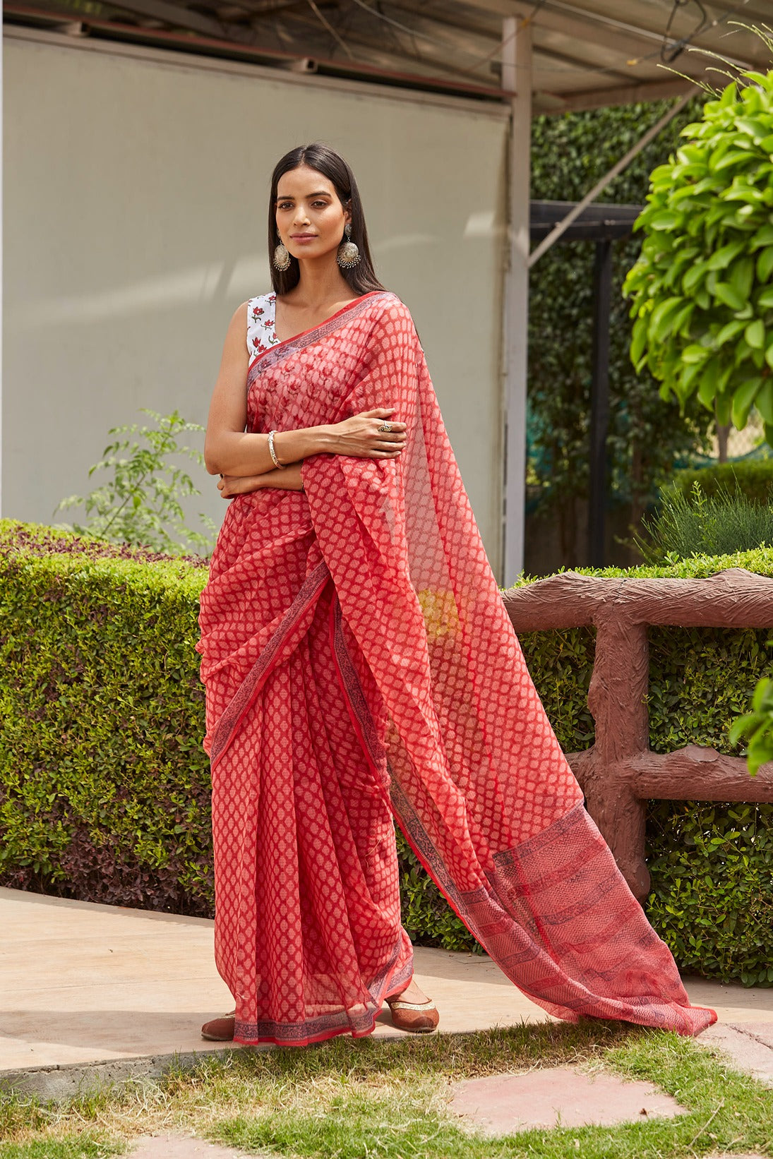 Laal Gurdel Kota Saari Set of 2