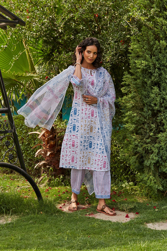 Vanjeevan Classic Kurta Set Set of 3