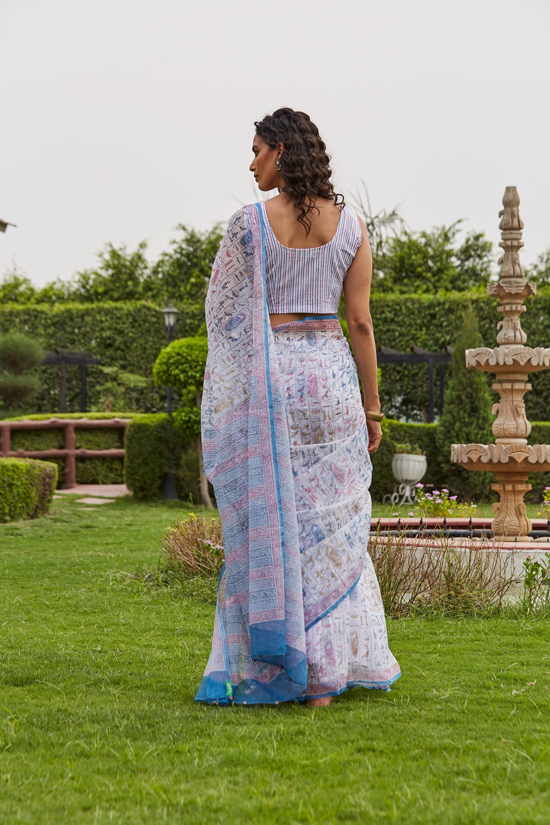 Vanjevan Kota Saari Set of 2