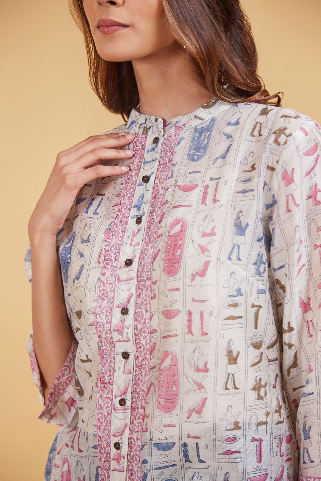 Vanjeevan Short Shirt Set
